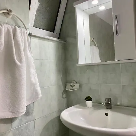 شقة Elgreco In Center, Rustic & Spacious 