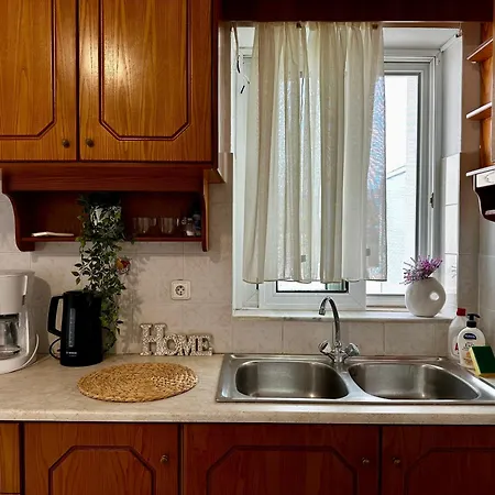 Elgreco In Center, Rustic & Spacious 